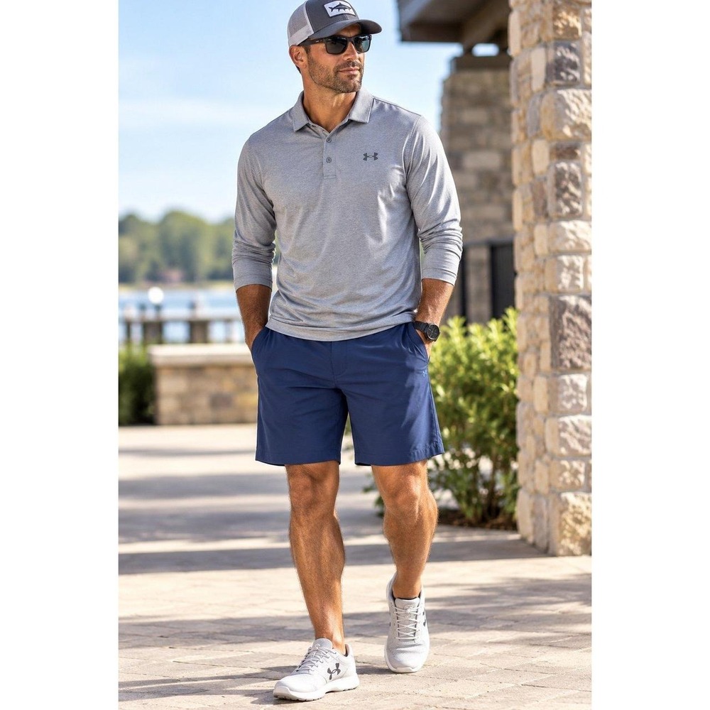 Under Armour Navy Blue Shorts (sz. 38) Golf Shorts